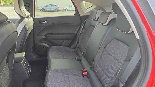 Renault Captur image 8