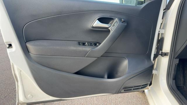 Volkswagen Polo image 9