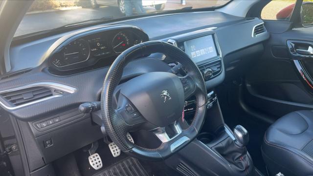 Peugeot 208 image 1