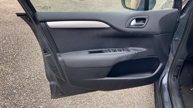 Citroen C4 image 2