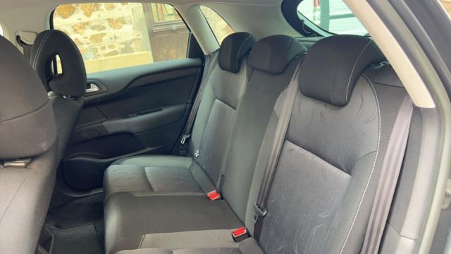 Citroen C4 image 8