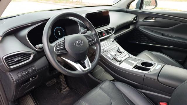 Hyundai Santa Fe image 3
