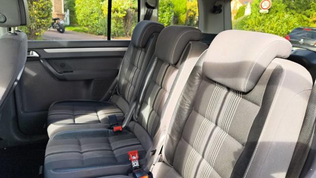 Volkswagen Touran image 2