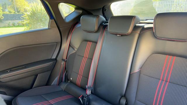 Renault Captur image 2