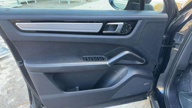 Porsche Cayenne Coupé image 9