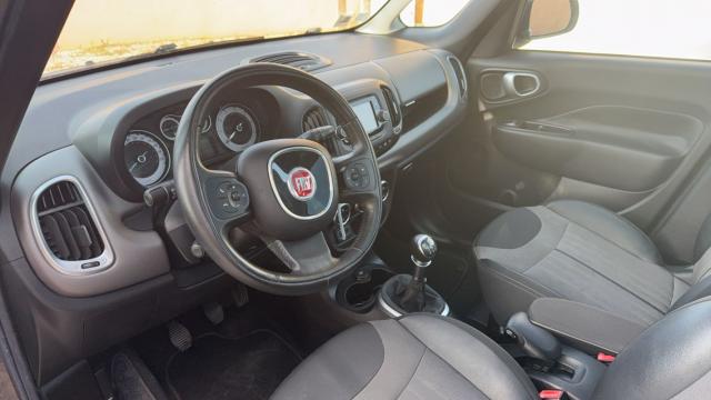 Fiat 500l image 7