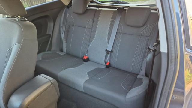 Ford Fiesta image 7