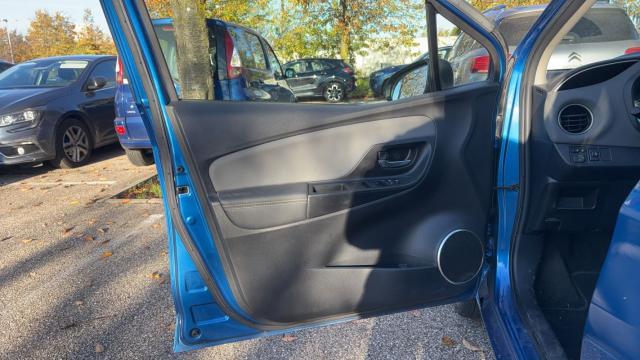 Toyota Yaris image 3