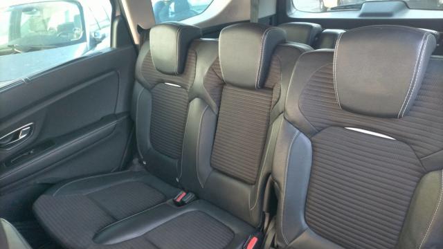 Renault Grand Scénic image 1