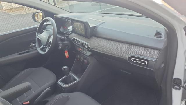 Dacia Sandero image 1