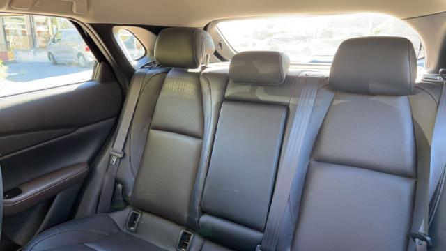 Mazda Cx-30 image 2