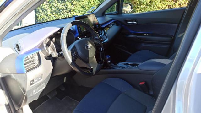 Toyota C-Hr image 1