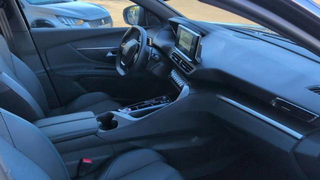 Peugeot 3008 image 8