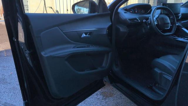 Peugeot 3008 image 1