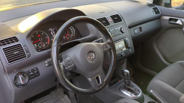 Volkswagen Touran image 4