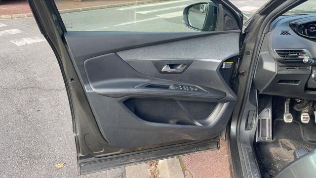 Peugeot 3008 image 5