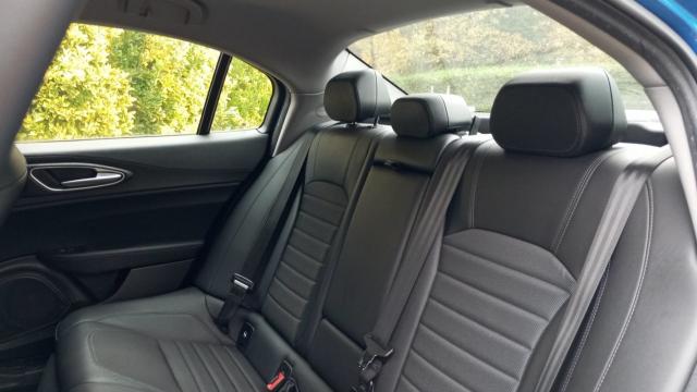 Alfa Romeo Giulia image 9