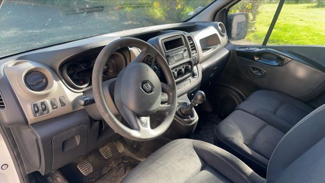 Renault Trafic image 3