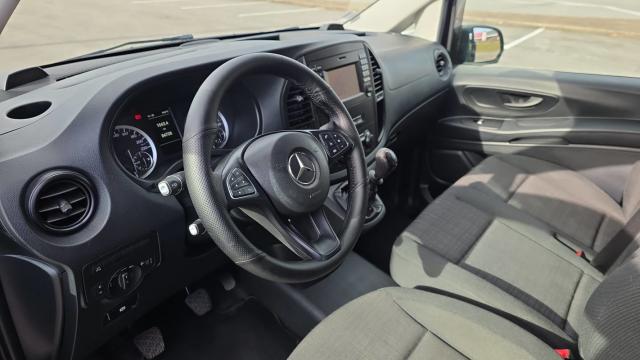 Mercedes Benz Vito image 4