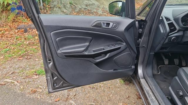 Ford Ecosport image 9