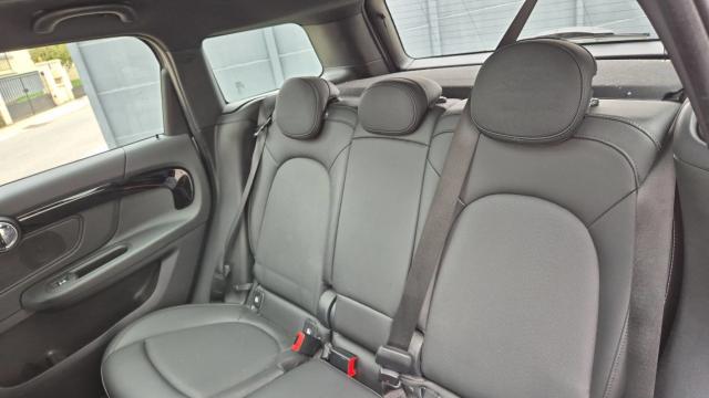 Mini Countryman image 8