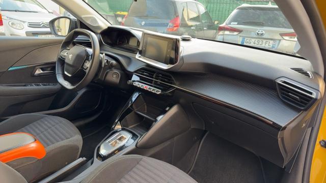 Peugeot 208 image 4