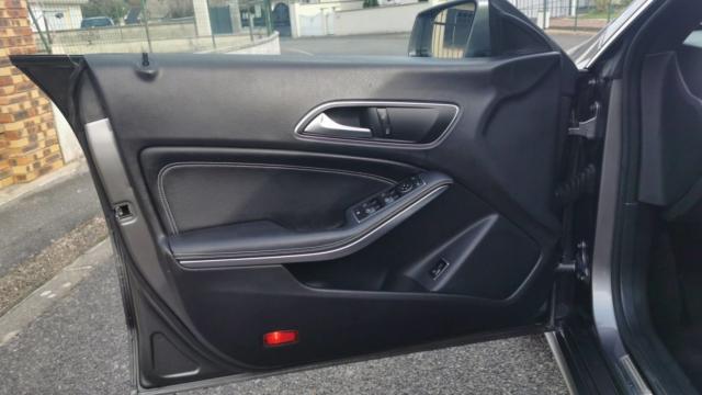 Mercedes Benz Cla image 6