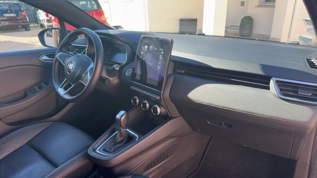 Renault Clio image 8