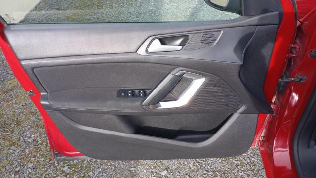 Peugeot 308 Sw image 9