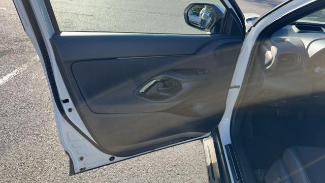 Toyota Yaris Cross image 3