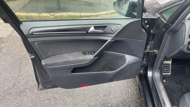 Volkswagen Golf image 4