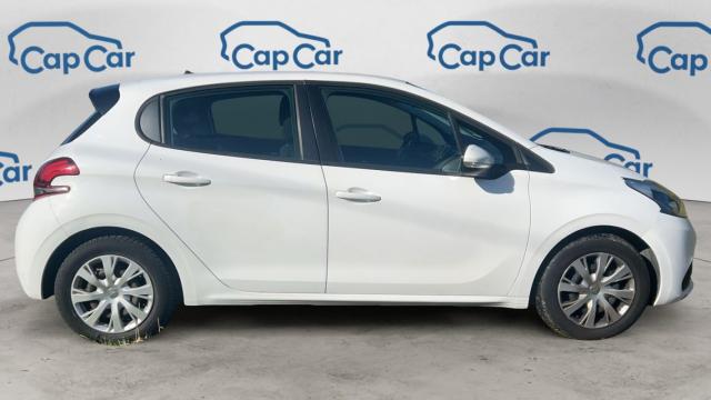 Peugeot 208 image 7