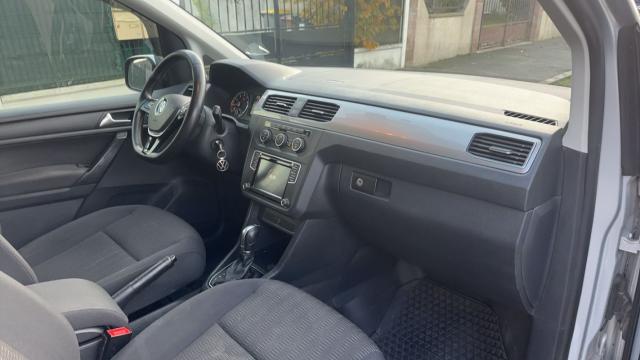 Volkswagen Caddy image 9