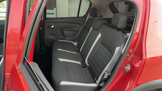 Dacia Sandero image 2