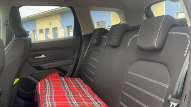 Dacia Duster image 1