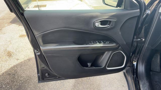 Jeep Compass image 7