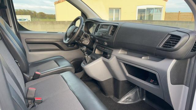 Citroen Jumpy image 8