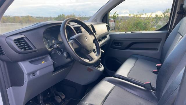 Citroen Jumpy image 9