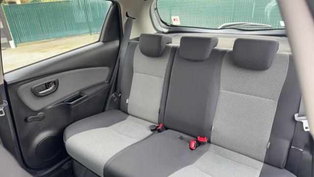 Toyota Yaris image 5