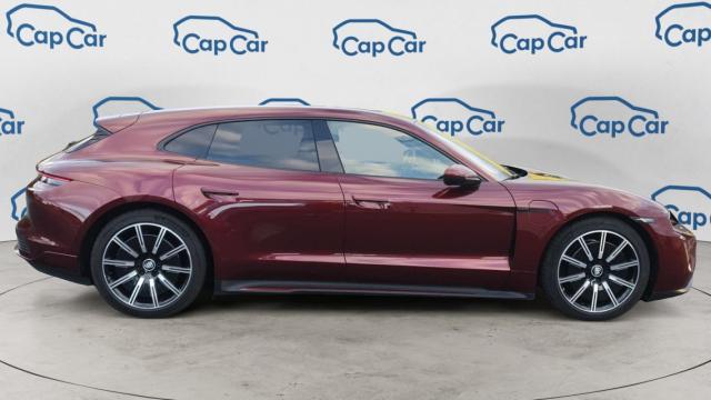 Porsche Taycan image 9