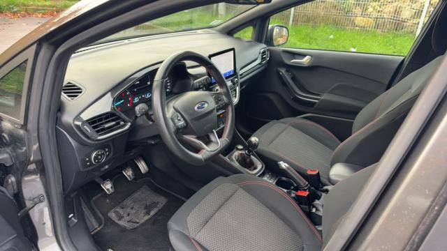 Ford Fiesta image 4