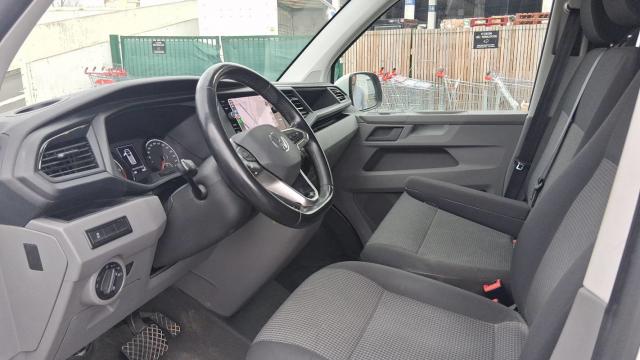 Volkswagen Transporter image 6
