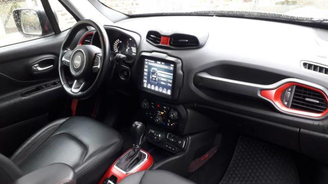 Jeep Renegade image 4