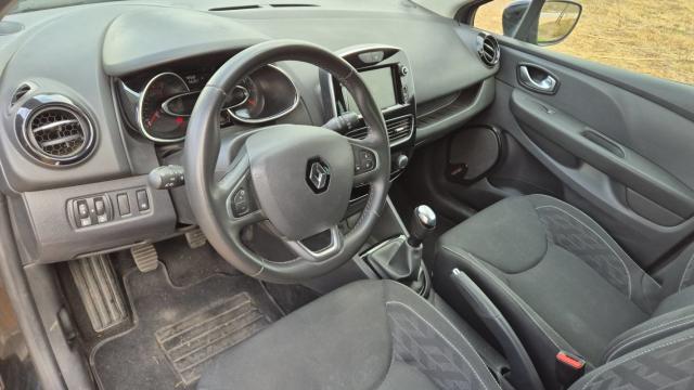 Renault Clio image 2
