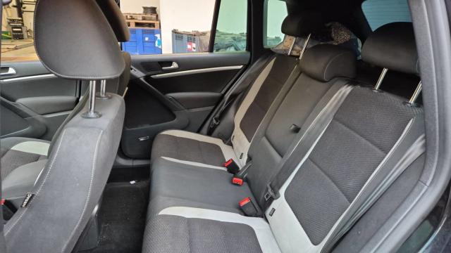 Volkswagen Tiguan image 6
