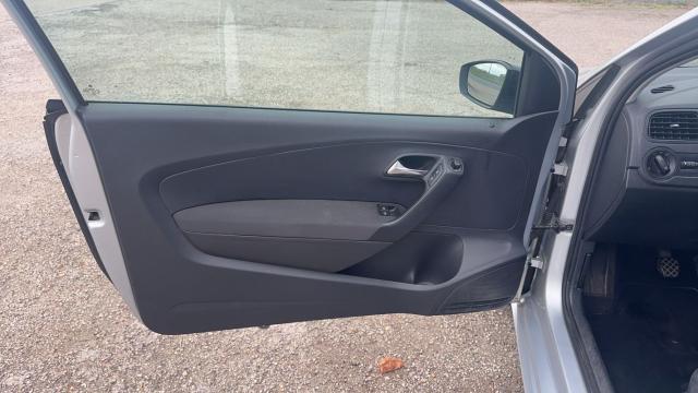 Volkswagen Polo image 8