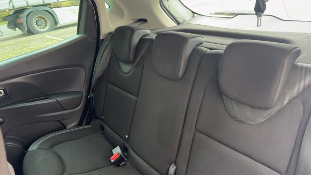 Renault Clio image 8