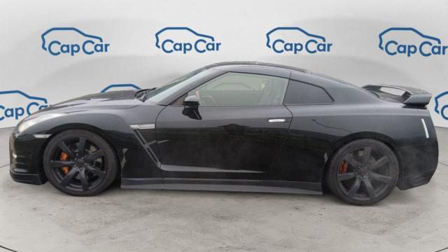 Nissan Gt-R image 7
