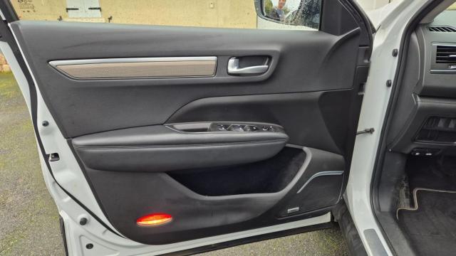 Renault Koleos image 9