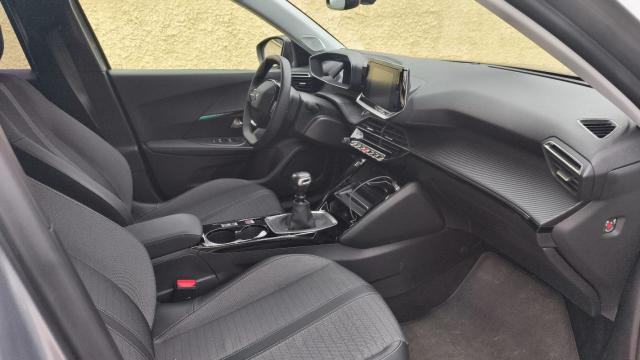 Peugeot 2008 image 4